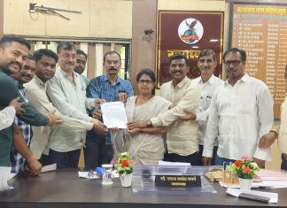 निर्माणाधिन असलेल्या रेल्वे मालधक्क्याचा नगर परिषदेने विरोध करावा – मालधक्का हटाव संघर्ष समितीची नगराध्यक्ष यांना विनंती